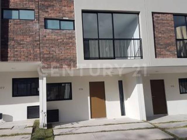 Casa en renta en Lomas Altosur, Guadalajara