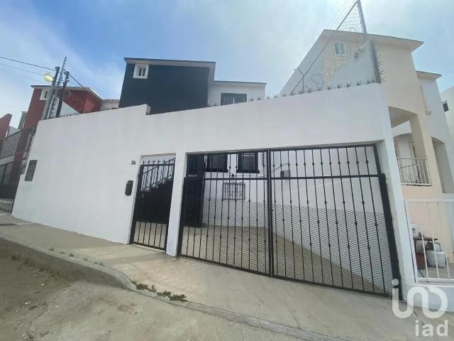 Casa en Renta en Lomas de Montecarlo, Playas de Rosarito, Baja California