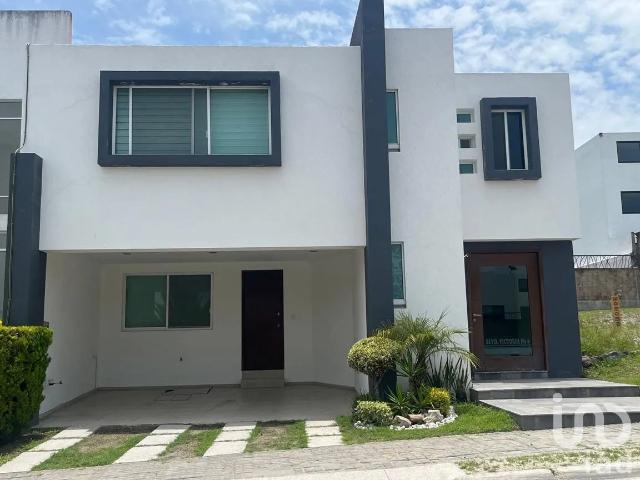Casa en Renta en Lomas de Angelópolis II, San Andrés Cholula, Puebla