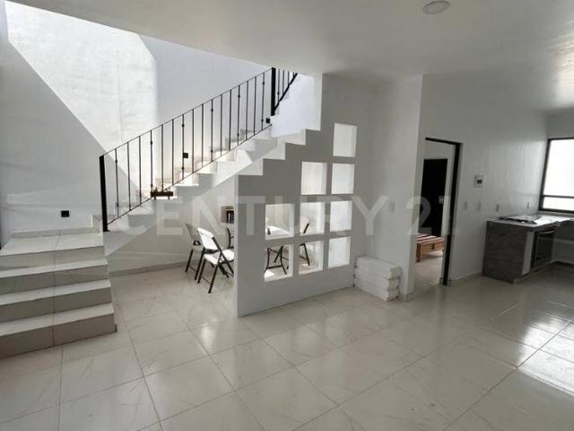 Casa en Renta en Lomas de San Francisco Tepojaco, Cuautitlan izcalli