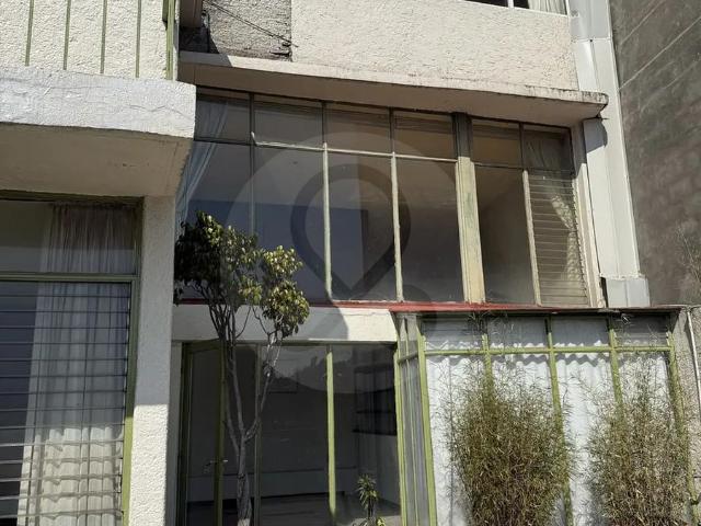 Casa en renta en Lomas de Tecamachalco