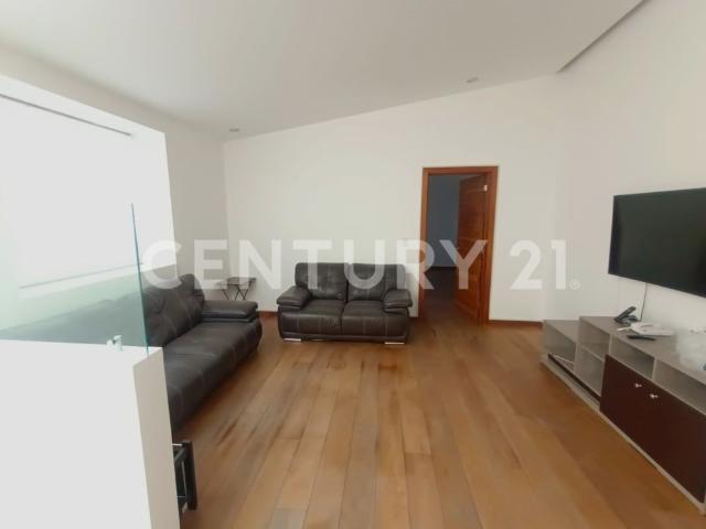 Casa en Renta en Lomas de Tecamachalco, Naucalpan, Edo. Méx