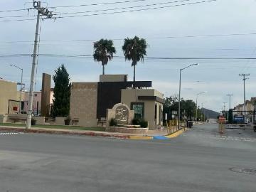 Casa en Renta en Lomas del Valle II, Ramos Arizpe Cercanía a Servicios y Seguridad