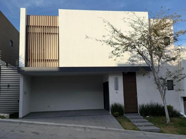 Casa en Renta en Lomas del Molino
