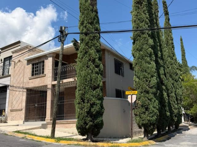 Casa en Renta en Del Paseo Residencial – Sur de Monterrey