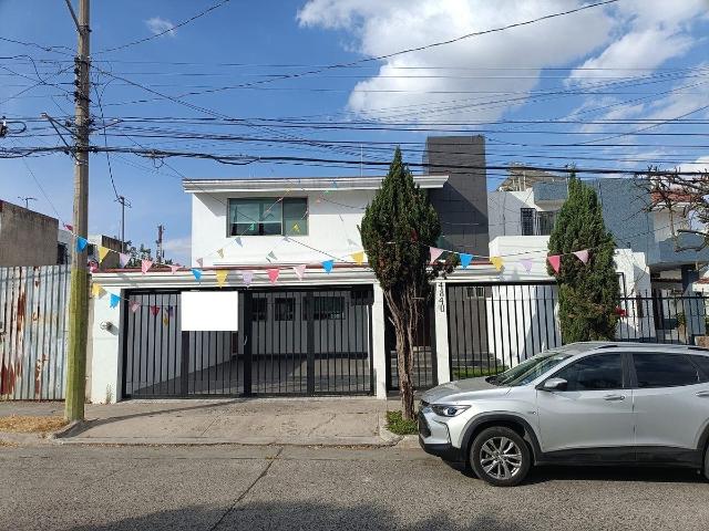 Casa en Renta en Lomas del Seminario, Zapopan