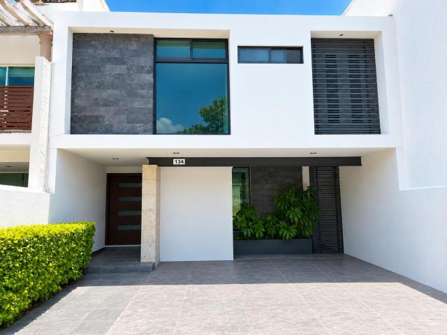 CASA EN RENTA EN LOMAS PUNTA DEL ESTE, LE?N, GUANAJUATO