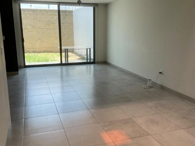 CASA EN RENTA EN LOMAS PUNTA DEL ESTE, LE?N, GUANAJUATO