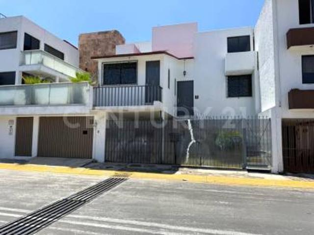Casa en Renta en Lomas Verdes 3a Sección, Naucalpan, Edo. Méx