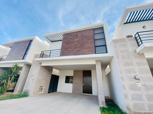 CASA EN RENTA EN LOS VIÑEDOS