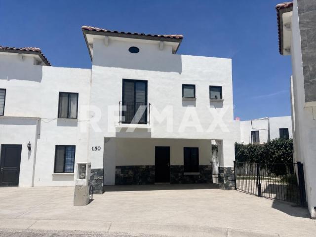 CASA EN RENTA EN LOS ALMENDROS