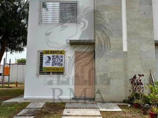 Casa En Renta En Los Encinos