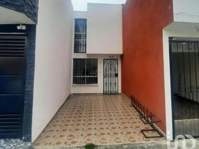 Casa en Renta en Los Héroes III, Toluca, México