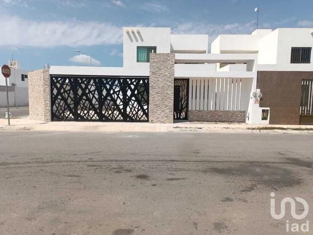Casa en Renta en Los Héroes, Mérida, Yucatán