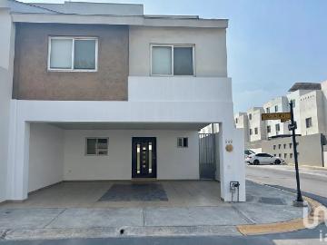 Casa en Renta en Puerta de Hierro, Monterrey, Nuevo León