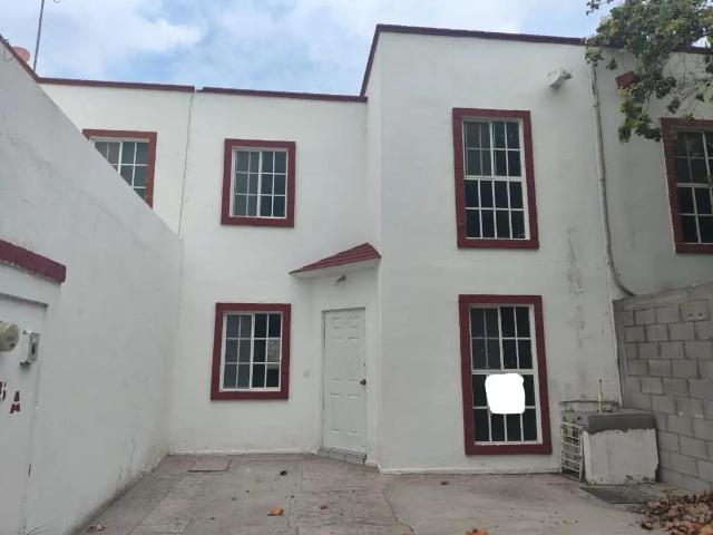 Casa en renta en Puerta de Hierro, Torreón: Amenities y ubicación privilegiada