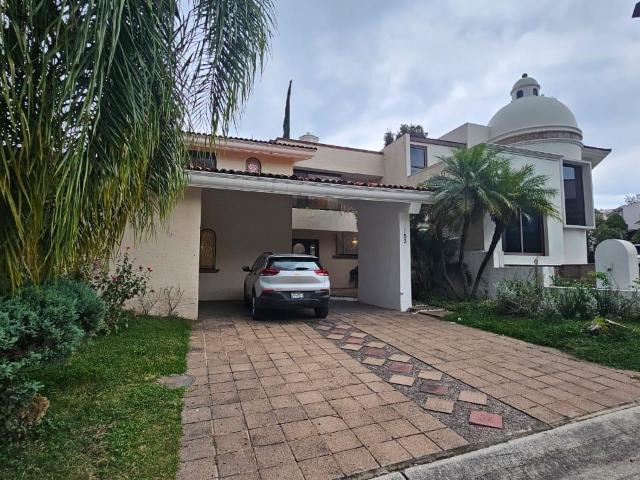 Casa en renta en Puerta de Hierro Zapopan