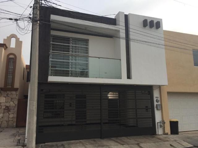 CASA EN RENTA EN PUERTA DEL NORTE ESCOBEDO