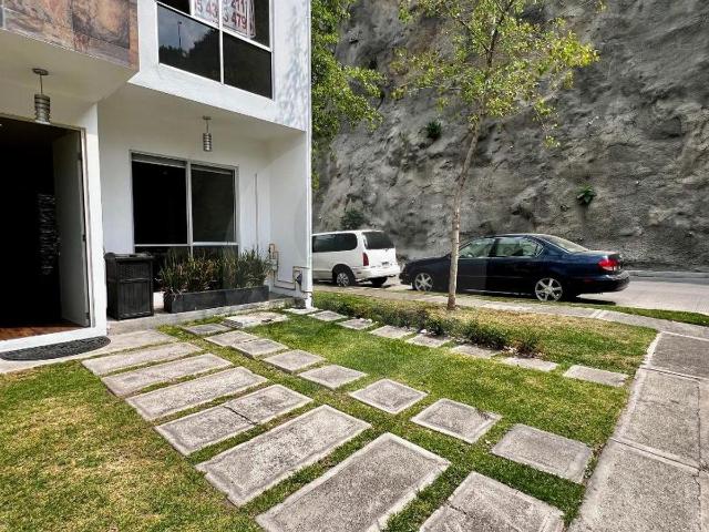 Casa en renta en Puerta del Rio cerca de Bosque Real