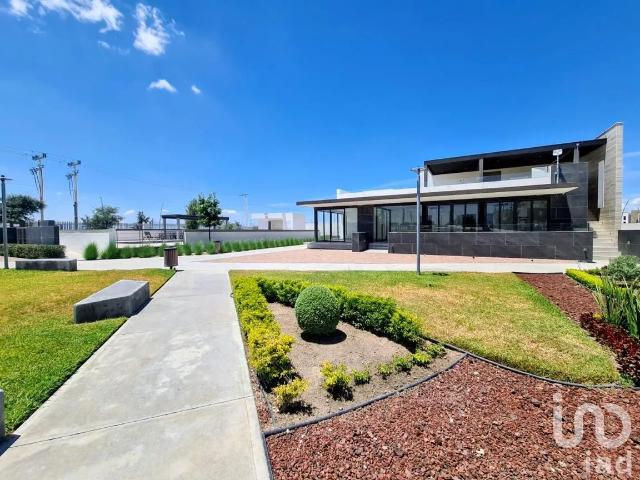 Casa en Renta en Puerta Jardín, Apodaca, Nuevo León
