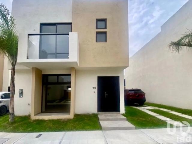 Casa en Renta en Puerta Real, Corregidora, Querétaro