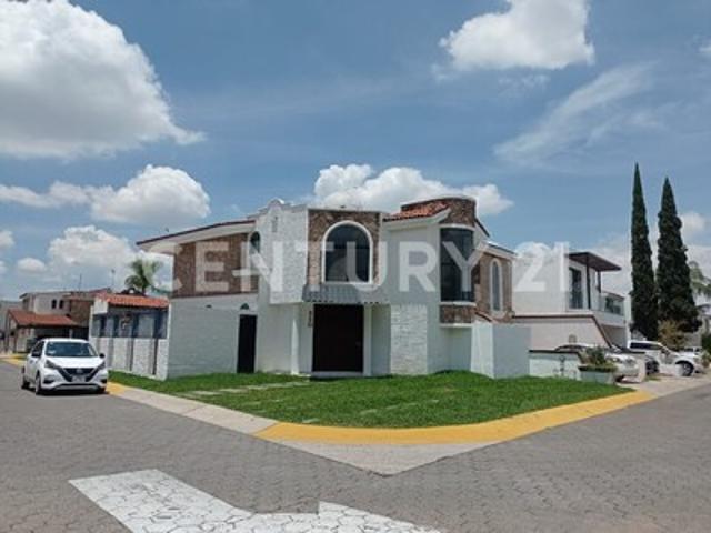 Casa en renta en Puertas del Sol, Virreyes, Zapopan