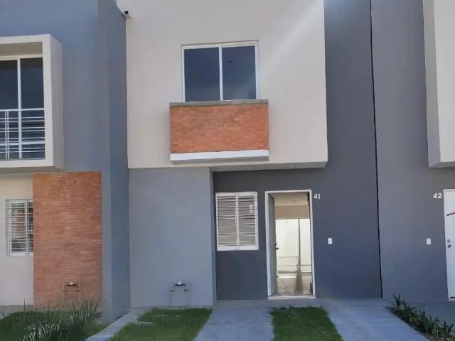 Casa en Renta en Paseo de los Parques, San Pedro Tlaquepaque