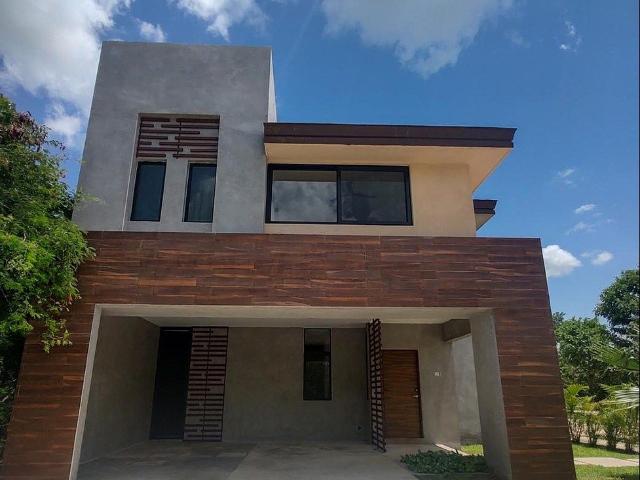 Casa en Renta en Paseos del Country | NLP |