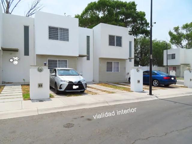 Casa en renta en Paseos del Bosque, Corregidora, Querétaro