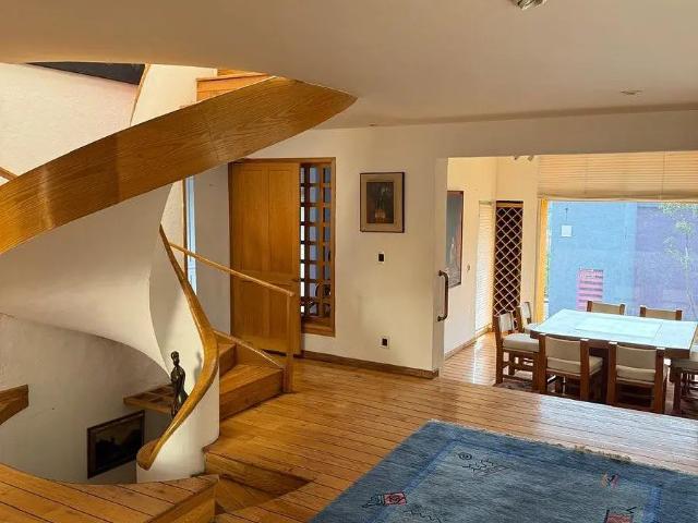 CASA EN RENTA EN PASEOS DEL BOSQUE AMUEBLADA