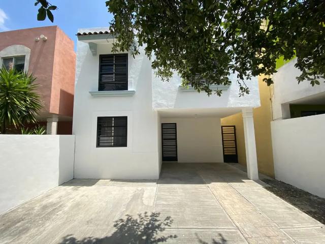 CASA EN RENTA EN PARAJE ANAHUAC, ESCOBEDO, N.L