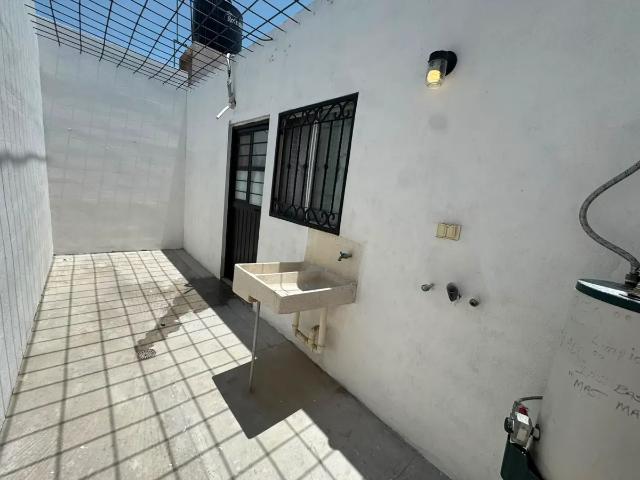 Casa en renta en Parajes de Los Pinos