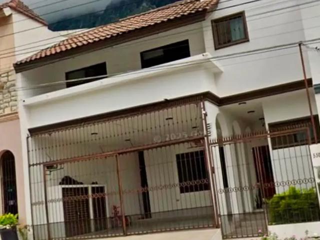 Casa en renta en Pedregal de la Silla, Monterrey, Nuevo León