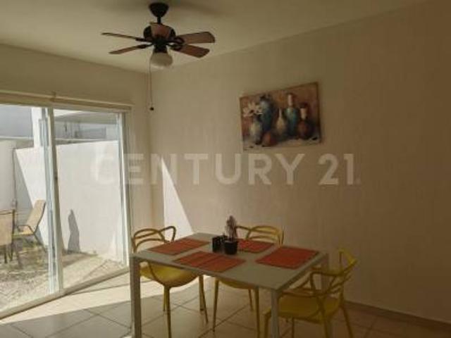 CASA EN RENTA EN PLAYA DEL CARMEN