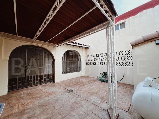 CASA EN RENTA EN PLAYAS DE TIJUANA