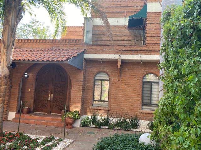 Casa en renta en Plaza Inn cerrada al Norte