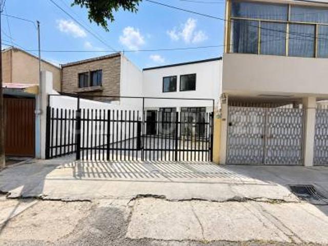 Casa en Renta en Plazas De la Colina, Tlalnepantla, Edo. Méx