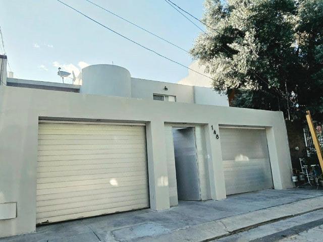 Casa en RENTA en Portal de Aragón