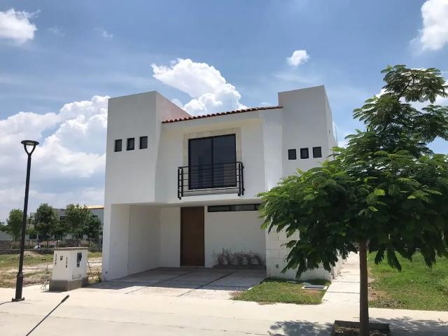 Casa en renta en Praderas de La Hacienda, Celaya, Guanajuato