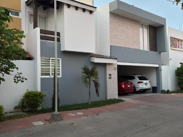 CASA EN RENTA EN PRIV. ALTEZZA VILLAS