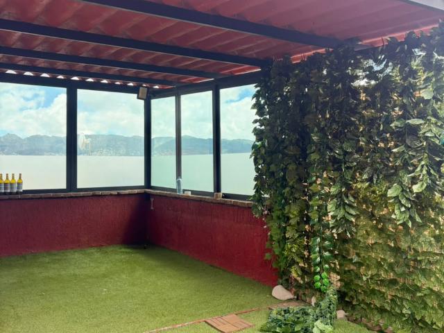 Casa en renta en privada con portón eléctrico en Fátima