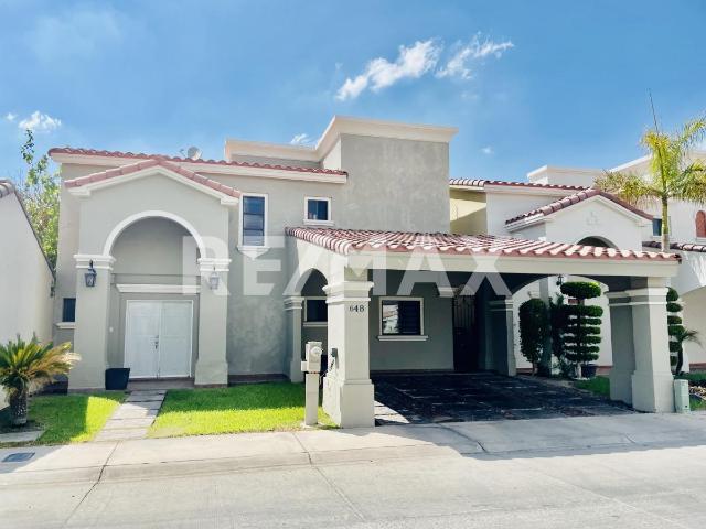 CASA EN RENTA EN PRIVADA BALBOA, ZONA DORADA