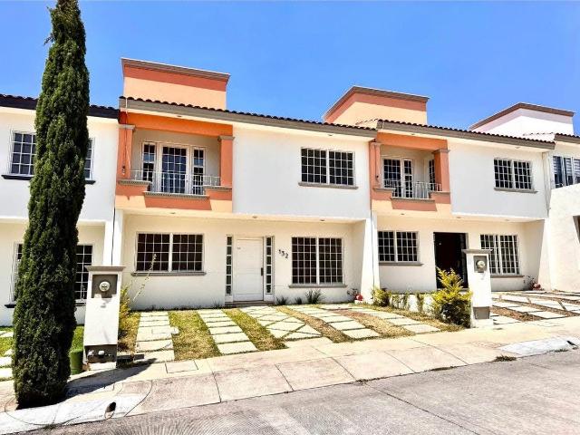 Casa en renta en Privada Bella Vista, zona norte poniente