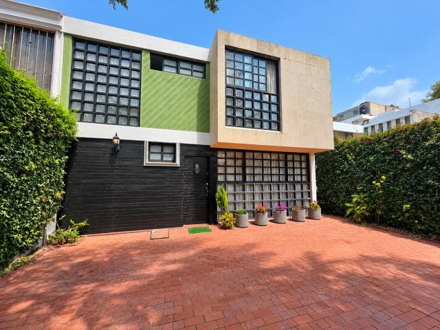 CASA EN RENTA EN PRIVADA EN CIUDAD SATÉLITE