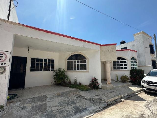 Casa en renta en privada en fracciorama en Campeche