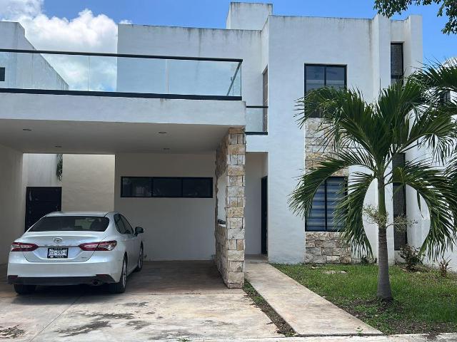 Casa en Renta en Privada Lunare