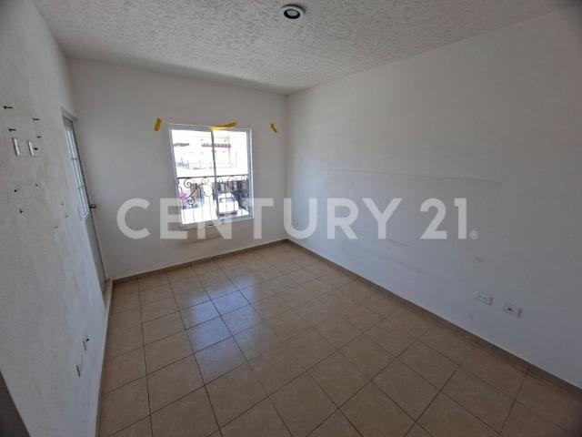 CASA EN RENTA EN PRIVADA PORTOBELLO ZEMPOALA