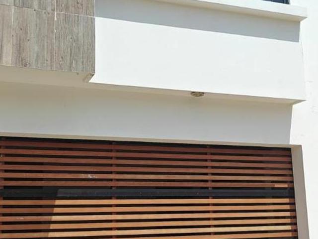 CASA EN RENTA EN PRIVADA PARA?SO COATZACOALCOS