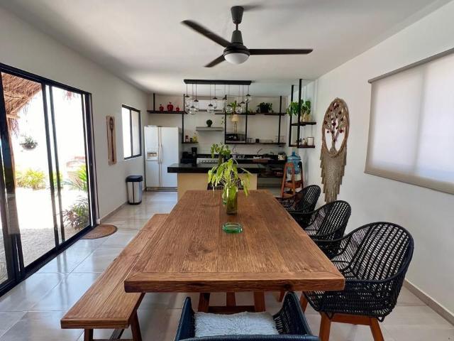 CASA EN RENTA EN PRIVADA REAL LAGUNA COMPLETAMENTE AMUEBLADA
