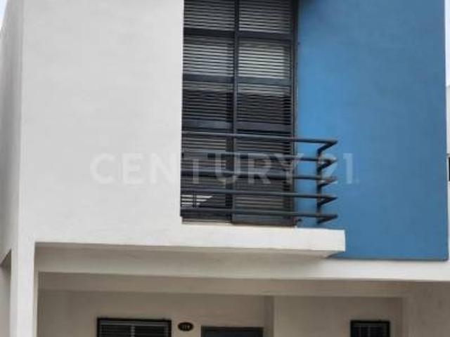 CASA EN RENTA EN PRIVADAS DIAMANTE ESCOBEDO